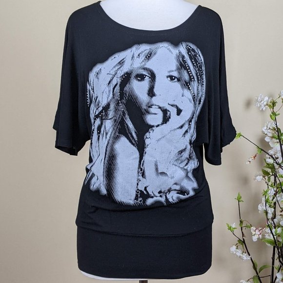 Bizz GIrl Black Blouz/T-shirt with Shakira print and Decorations - Picture 1 of 11
